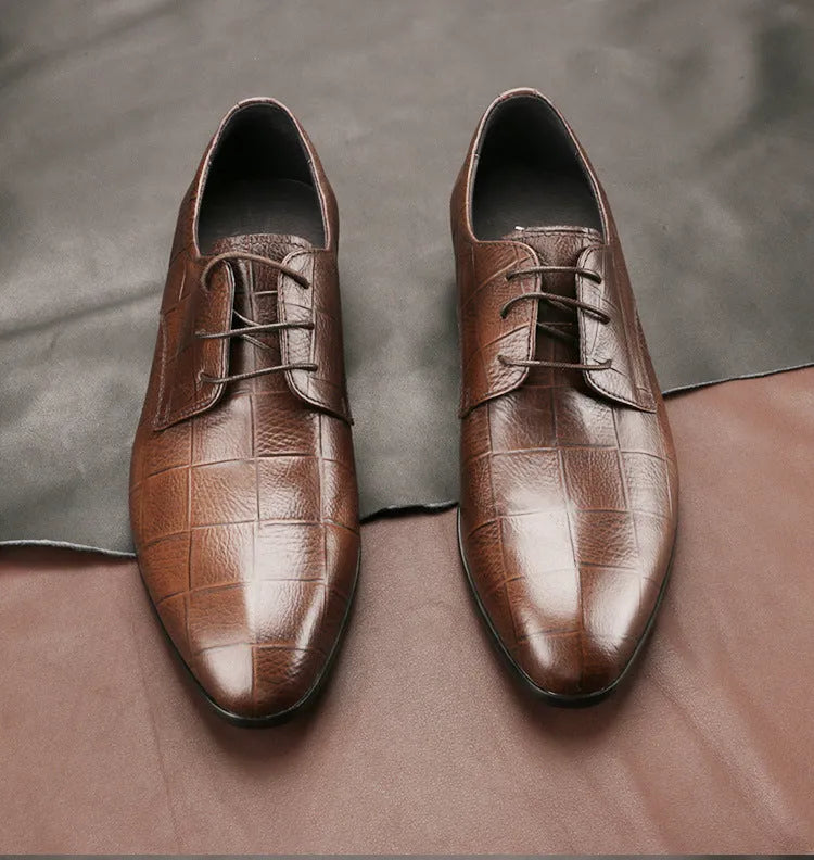 Men's black handmade derby leather shoes with pointed toe and rubber sole