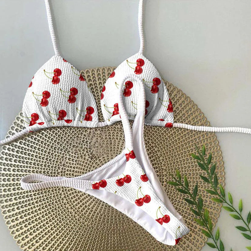 Women's printed bikini swimsuit with quick-dry fabric and cotton lining in briefs style