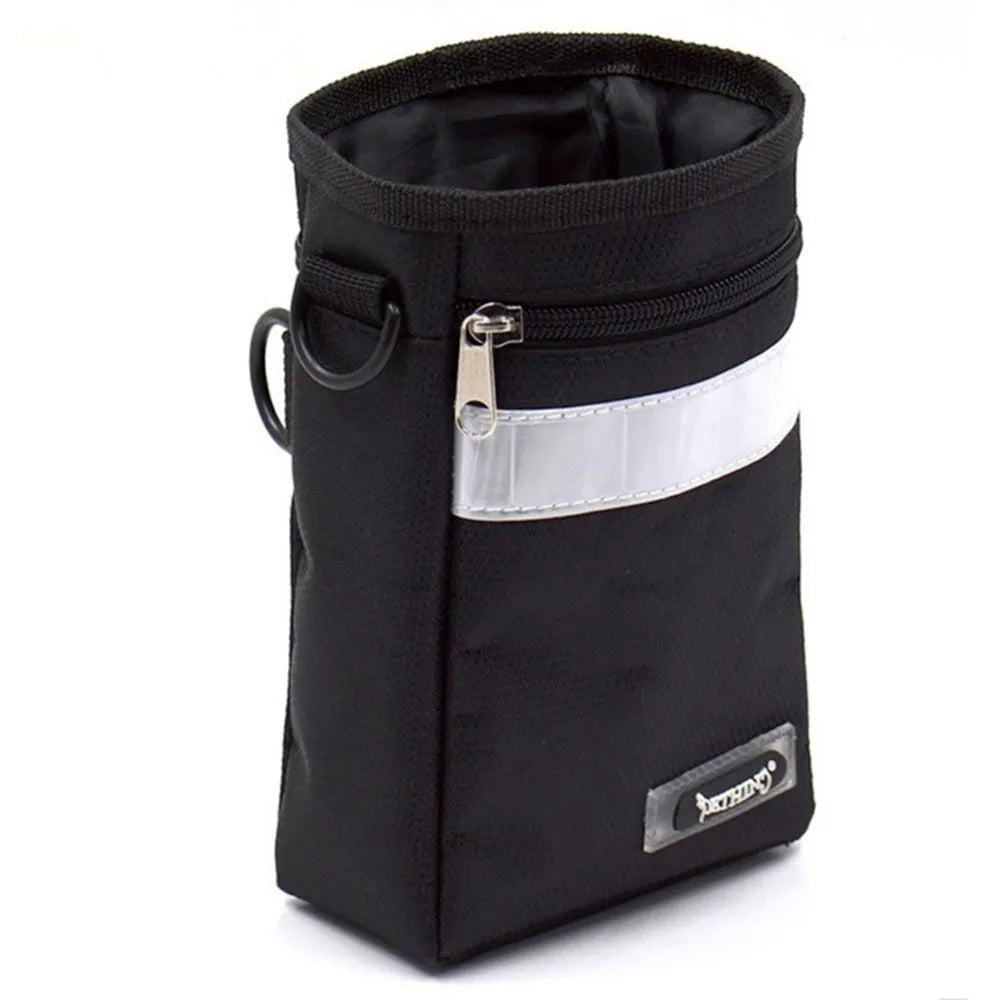 Dog training belt bag in black, Oxford cloth and polyester, size 11.5 by 5.5 by 17 cm, with adjustable belt