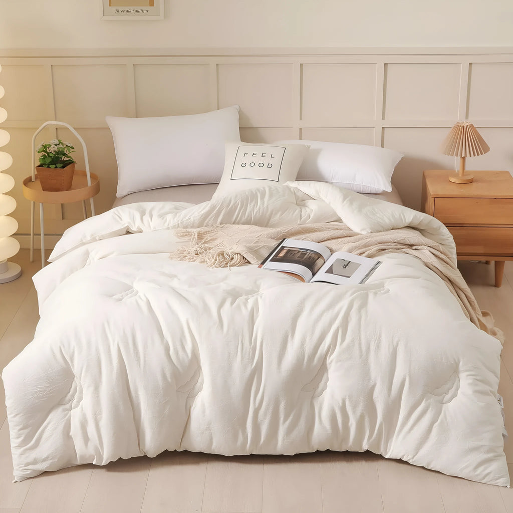 Soybean fibre pure cotton quilt in twill weave, shown in grey, pink jade or white colour options.