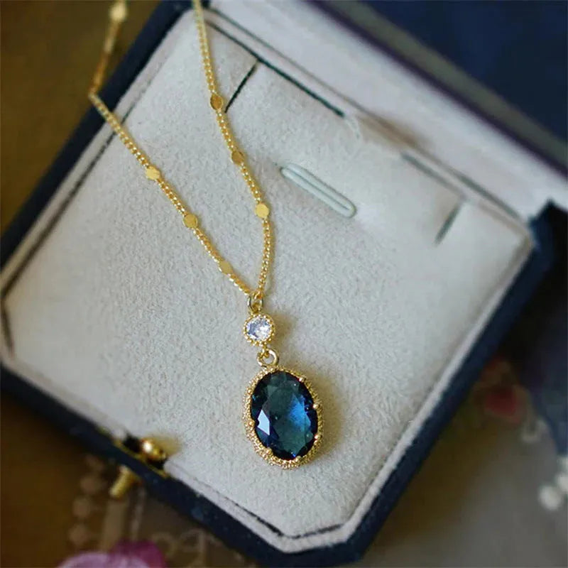 Gold geometric French retro necklace on copper base for unisex wear.