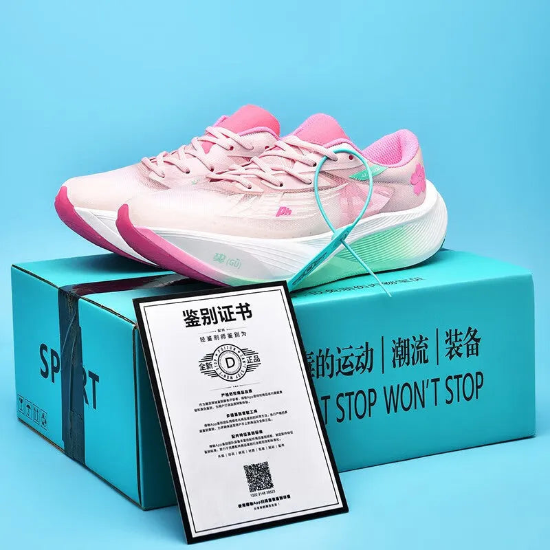 Low-top carbon plate racing sneakers in multiple colours on a natural rubber sole.