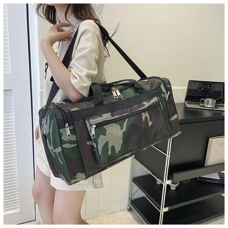 Camouflage pattern waterproof luggage bag with below 20L capacity