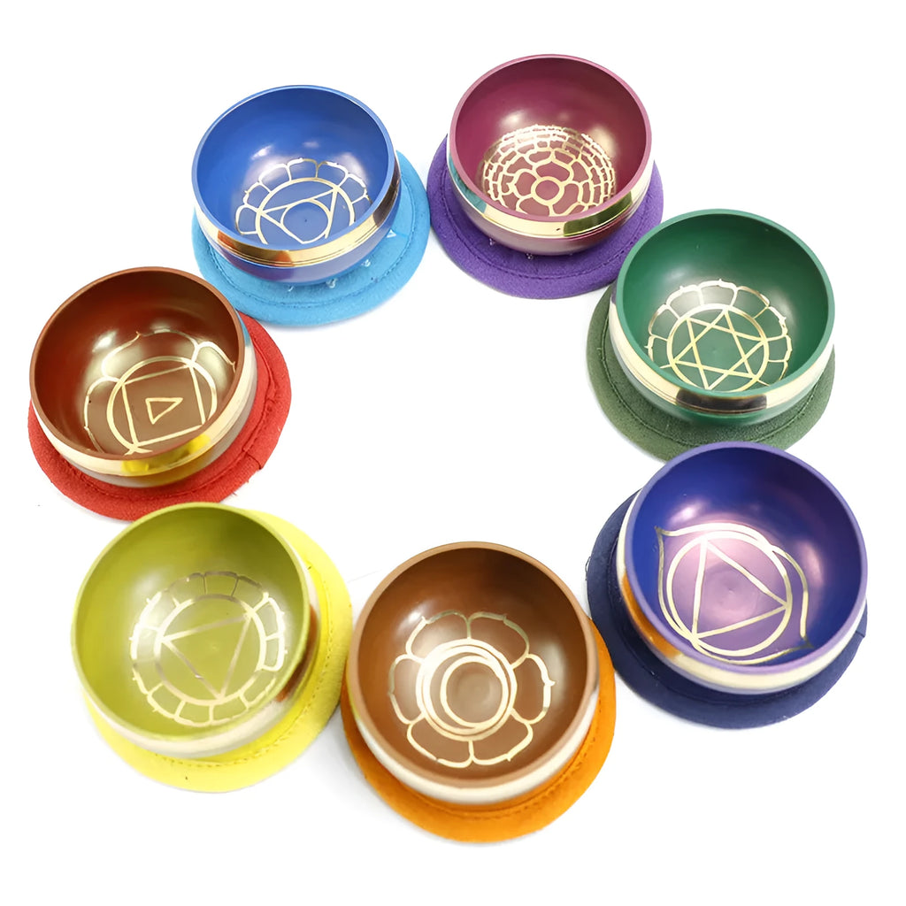 Handmade Himalayan singing bowl in seven colours, 7.8cm diameter percussion instrument for yoga and meditation