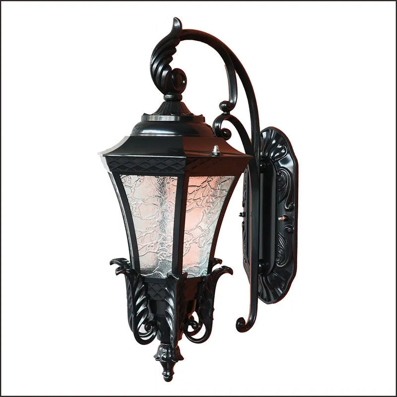 Black European-style outdoor street lamp with IP54 rating for courtyard landscape lighting