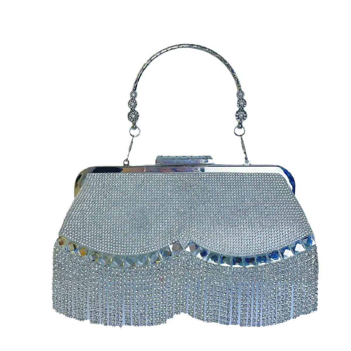 New tassel shell-shaped polyester banquet bag in silver with chain detail for evening events
