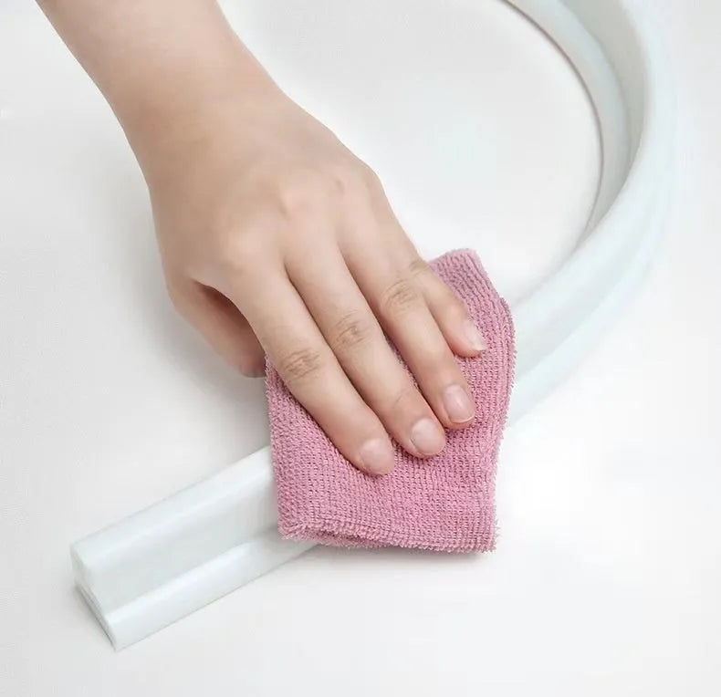 Flexible TPE bathroom water blocking strip in black for shower room dry wet separation