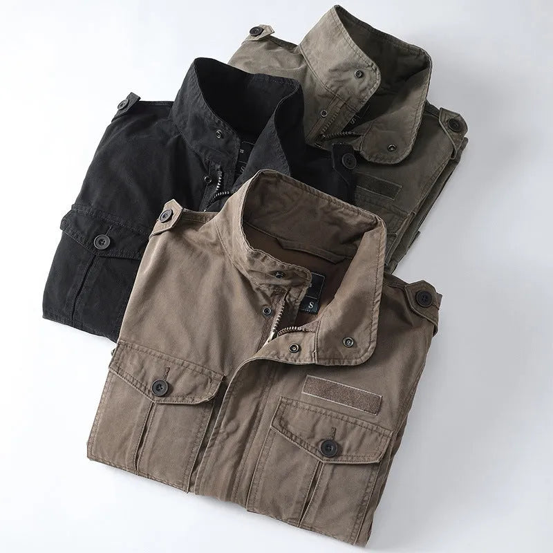 Men's casual loose zip jacket in light brown cotton twill with retro style