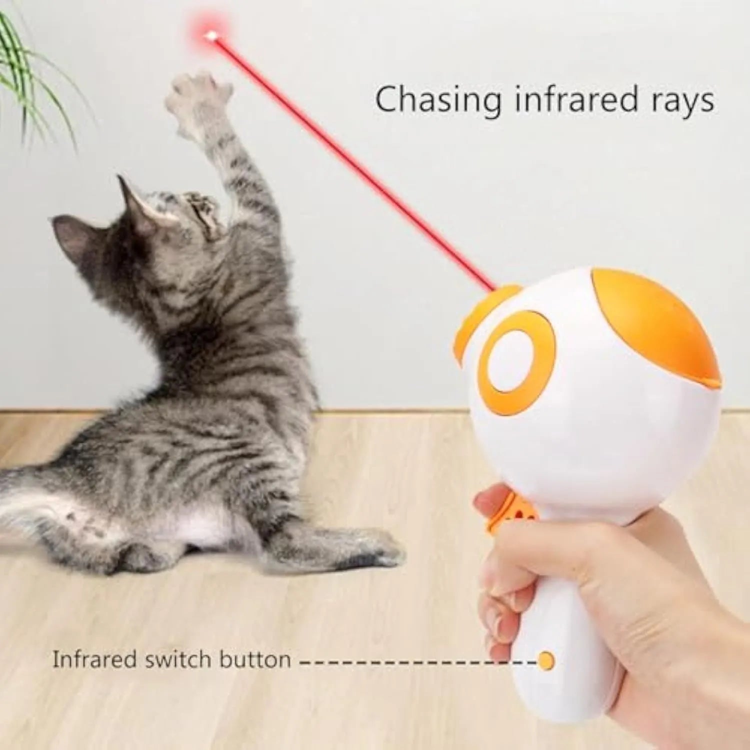 Green dog treat launcher toy measuring 15.5cm with anti-leak design for interactive play