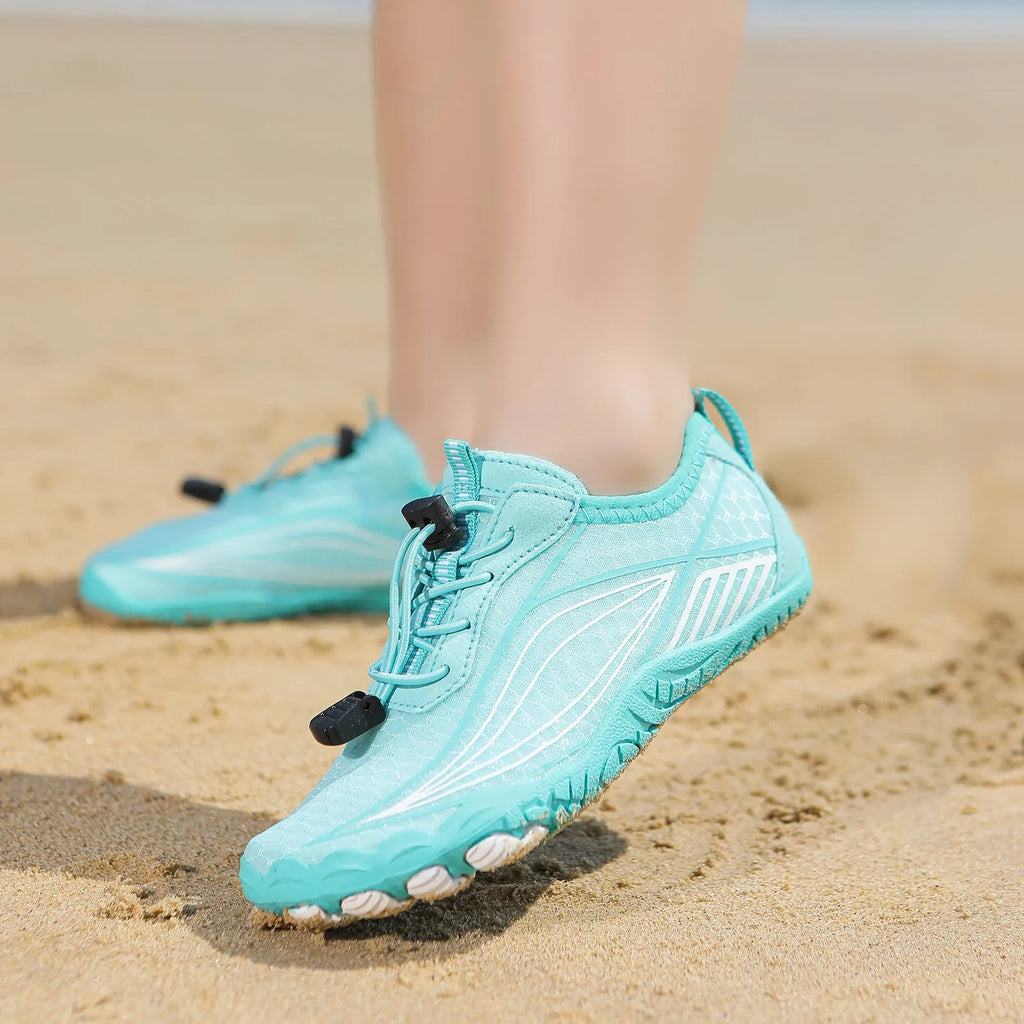 Children's quick-drying water shoes with non-slip rubber soles in multiple colour options