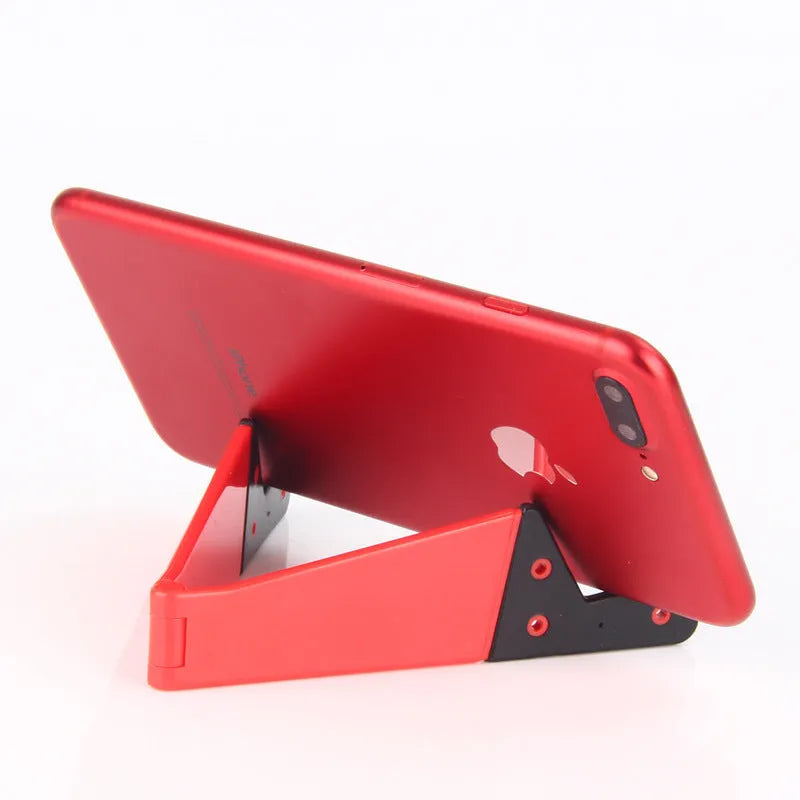 Universal mobile phone holder in black for car dashboard or windscreen mounting, general model