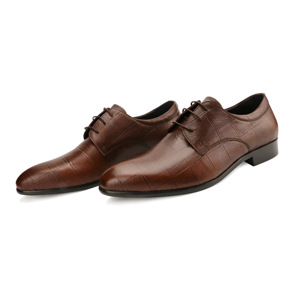 Men's black handmade derby leather shoes with pointed toe and rubber sole