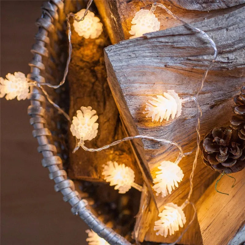 Warm white battery-powered LED pine cone light string for indoor and outdoor decoration