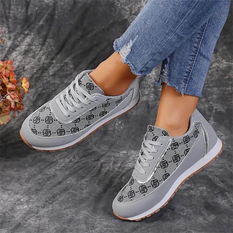 Women's flower print lace-up sneakers in camel, round toe, flat heel, artificial PU upper with rubber sole