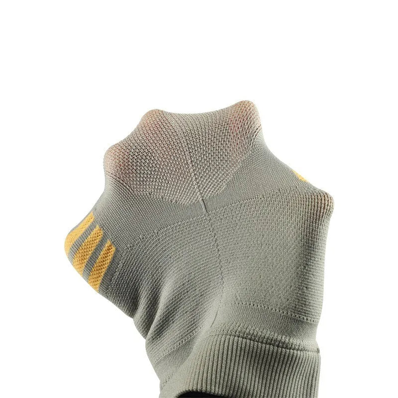 Sports knee pads in various colour options for aerobics and basketball protection