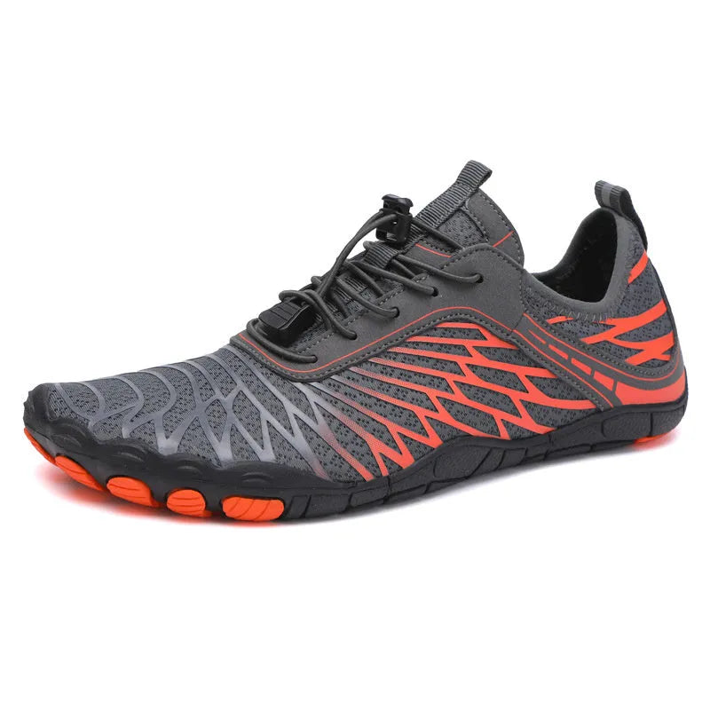Men's outdoor casual sports shoes with lace-up front, breathable gauze lining, and non-slip rubber outsole