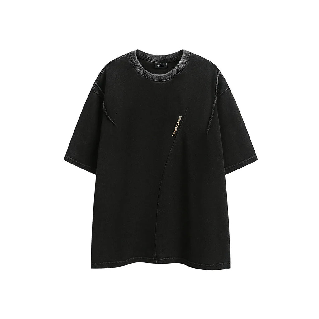 Retro style short-sleeved cotton T-shirt with embroidered details in loose fit
