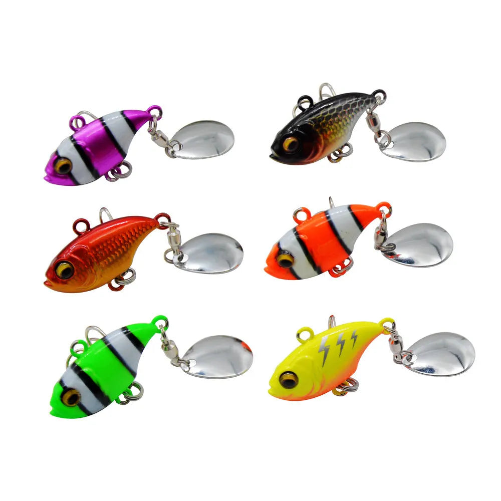 20g metal sea fishing iron plate lure with rotating sequins in gold colour.