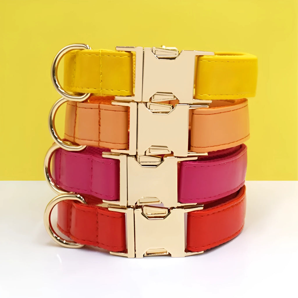 Leather dog collar with colour blocking design in caramel colour, size M