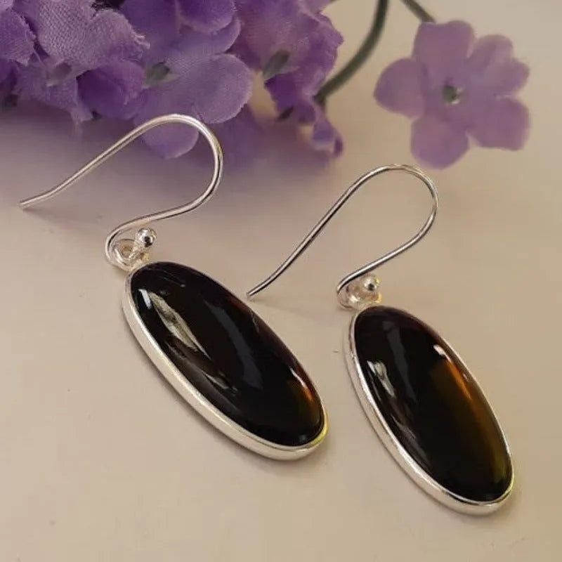 Black women's earrings with oval agate pendant on 925 silver geometric setting