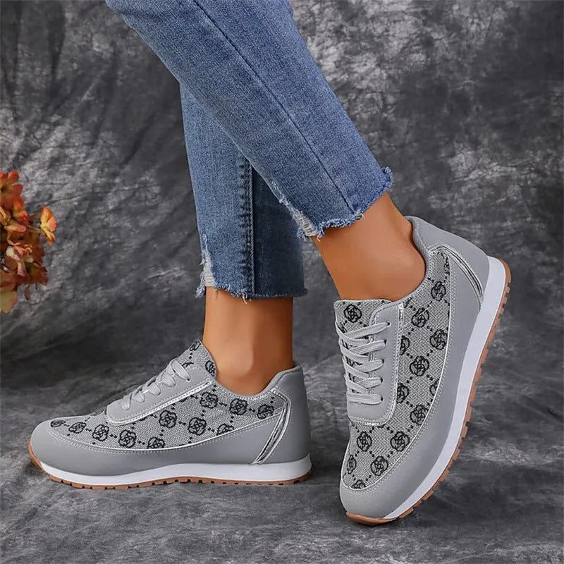 Women's flower print lace-up sneakers in camel, round toe, flat heel, artificial PU upper with rubber sole