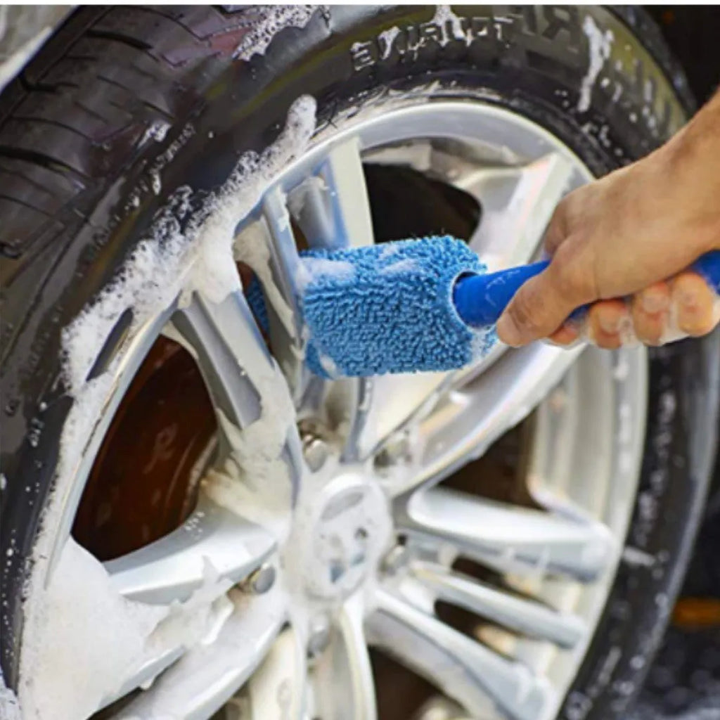 Microfiber long handle car wash tire brush in blue and gray, 29x5x4.5cm for wheel hub cleaning