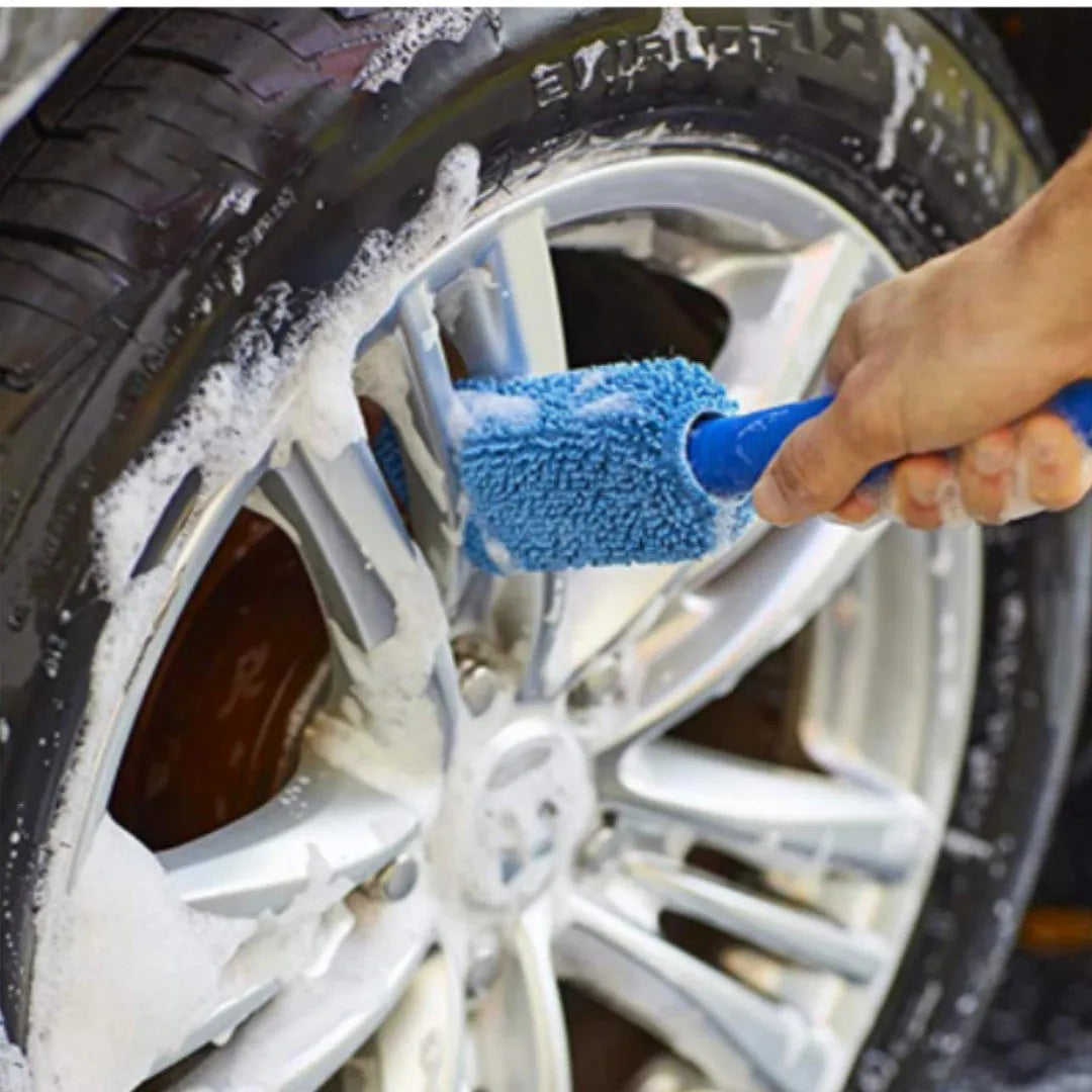 Microfiber long handle car wash tire brush in blue and gray, 29x5x4.5cm for wheel hub cleaning