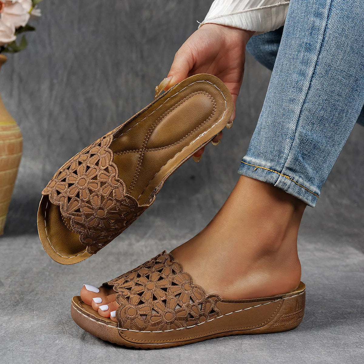Women's flower cutout wedge beach slippers with PVC upper, fish-mouth toe, available in black, khaki, blue, light brown, sizes 36-43