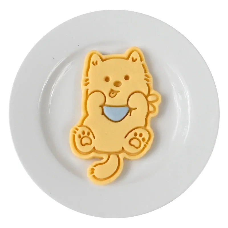 Three-dimensional plastic biscuit mould with puppy cartoon designs for cookie making
