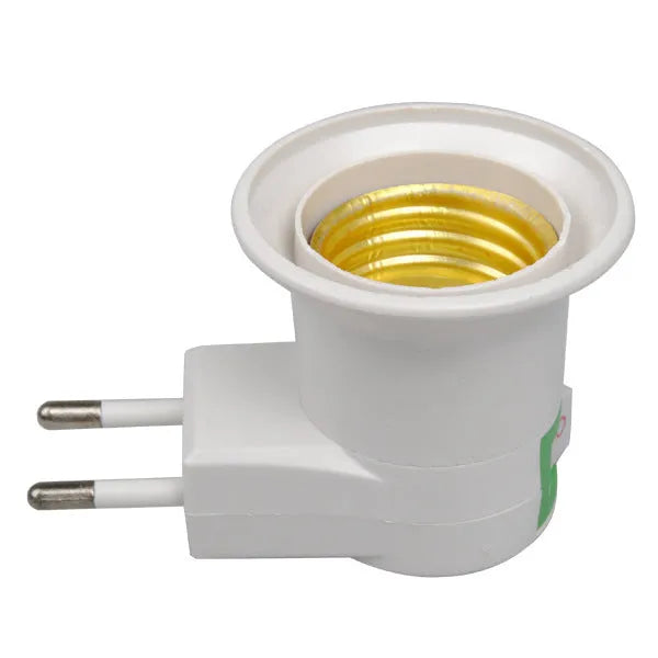 White E27 screw lamp holder wall plug adapter with integrated on/off switch