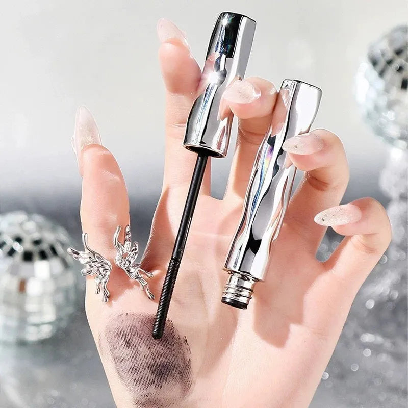 Steel tube waterproof mascara for long thick eyelashes in black and brown colour options