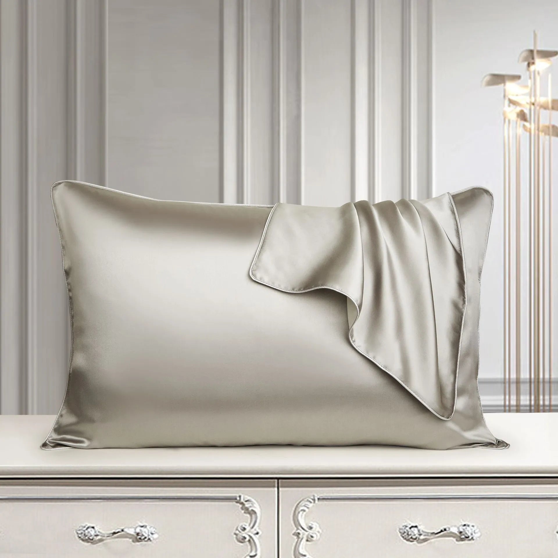 Mulberry silk pillowcase in light luxury style with inlaid rope craft, 48 by 74 cm single size