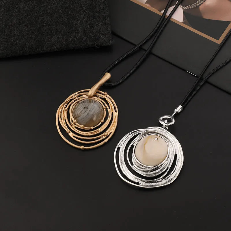 Gold geometric plaid pendant necklace with textured snakeskin chain adjustable from 51cm to 80cm
