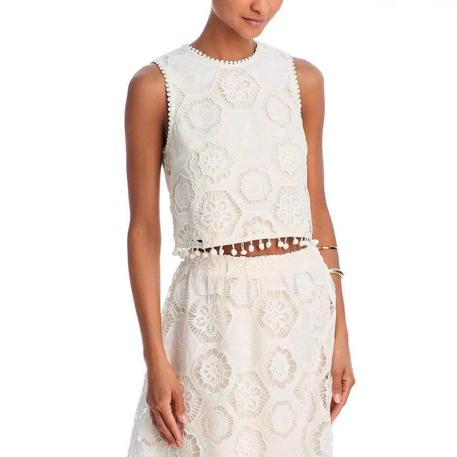 White women's sleeveless top and long skirt suit with retro embroidery decoration