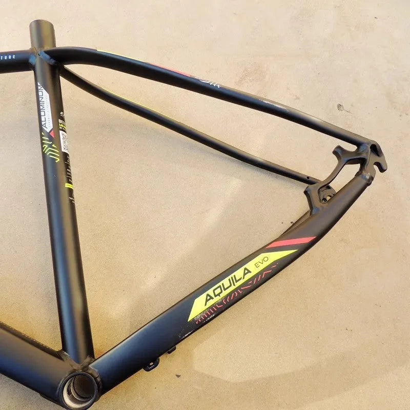 Black Green aluminium mountain bike frame for 29-inch wheels with disc brake mount and internal cable routing ports
