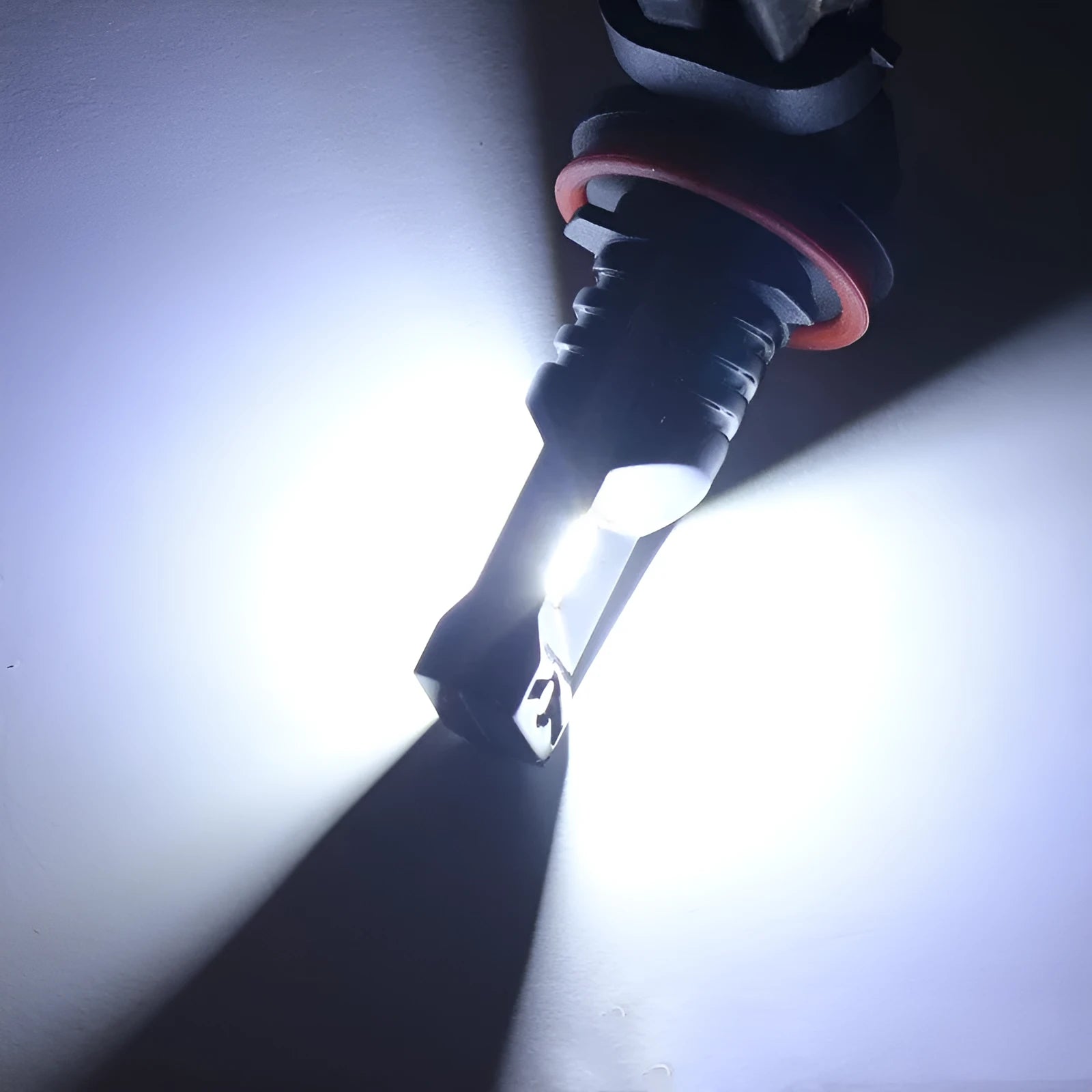 White LED fog lamp with aviation aluminium body for H11 H8 sockets