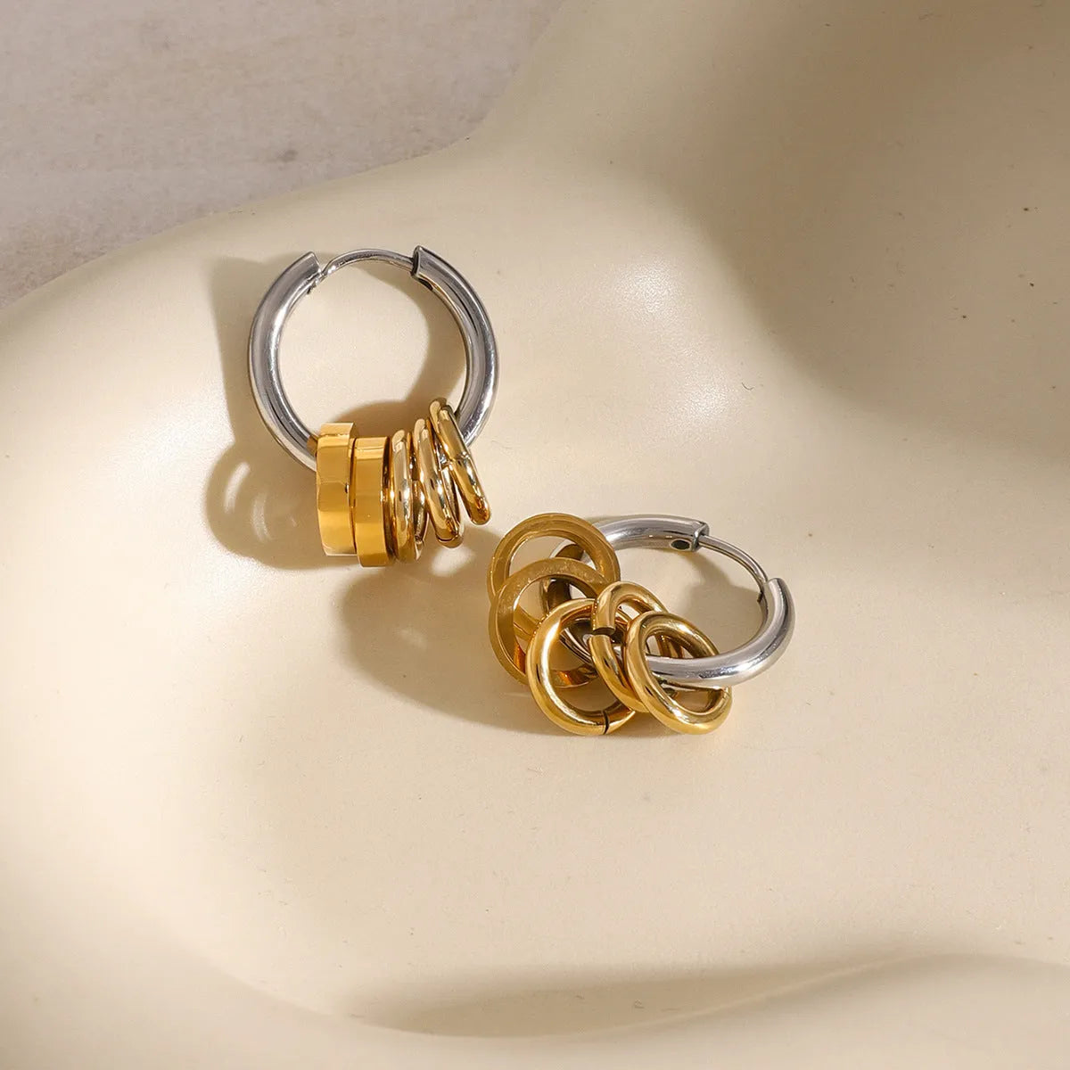 Stainless steel electroplated earrings in Ins style for unisex wear