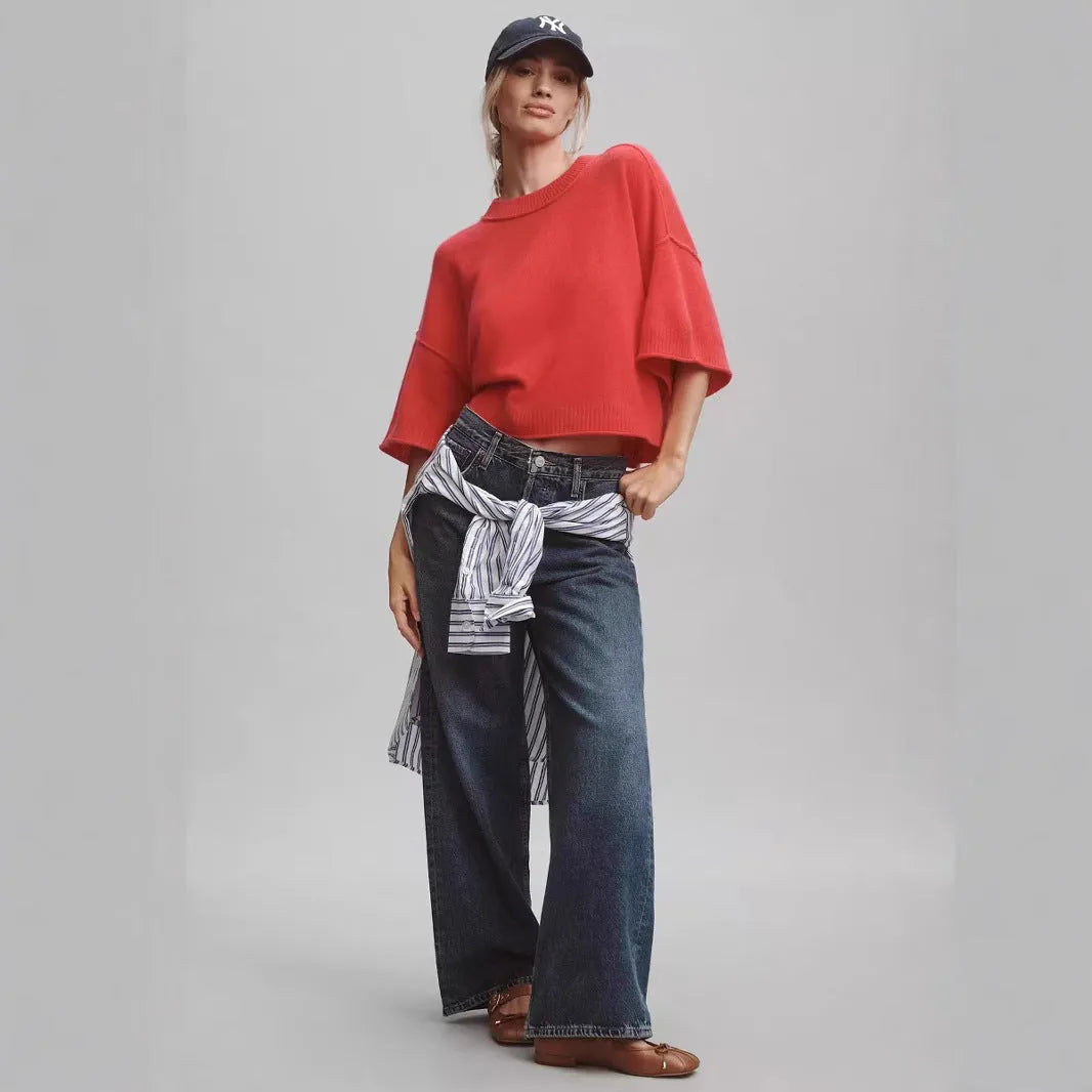 Red hot girl style viscose T-shirt with cropped length and exposed navel design on mannequin