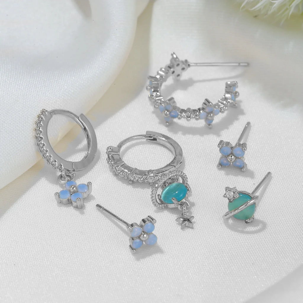 Japanese Korean style flower nail protein ear studs in gold or silver with zircon mosaic detailing