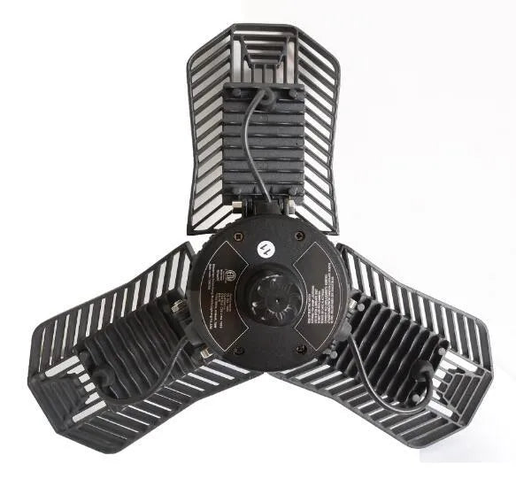 Waterproof foldable industrial garage lamp with aluminium housing and LED illumination for workshops