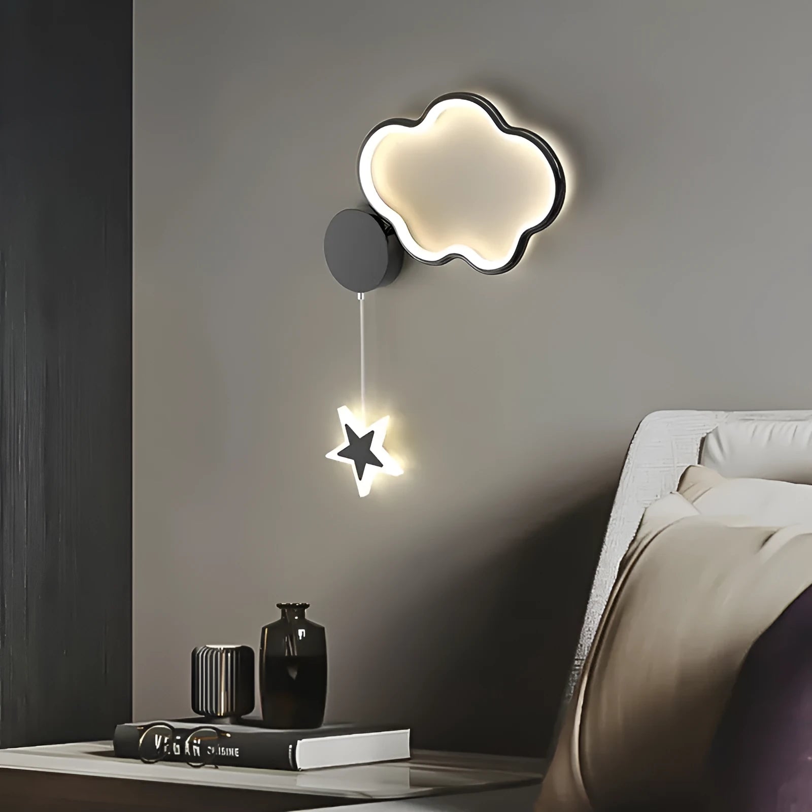 Children's room wall lamp with five-pointed star and cloud design in white with left-facing cloud style and three-colour LED