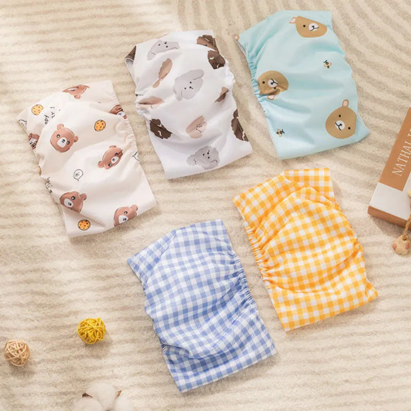 Blue Bear pattern reusable polyester dog diaper with fastener tape and elastic waistband for leakproof protection