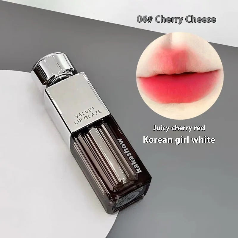 Kakashow Lock Colour Velvet Lip Paint matte lipstick in six colour shades.