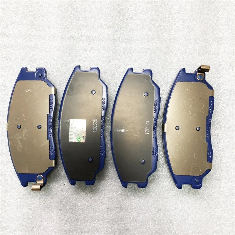 Aiteng Kyron Rester brake pad set with part numbers 4813009A10 and 4813008BA0