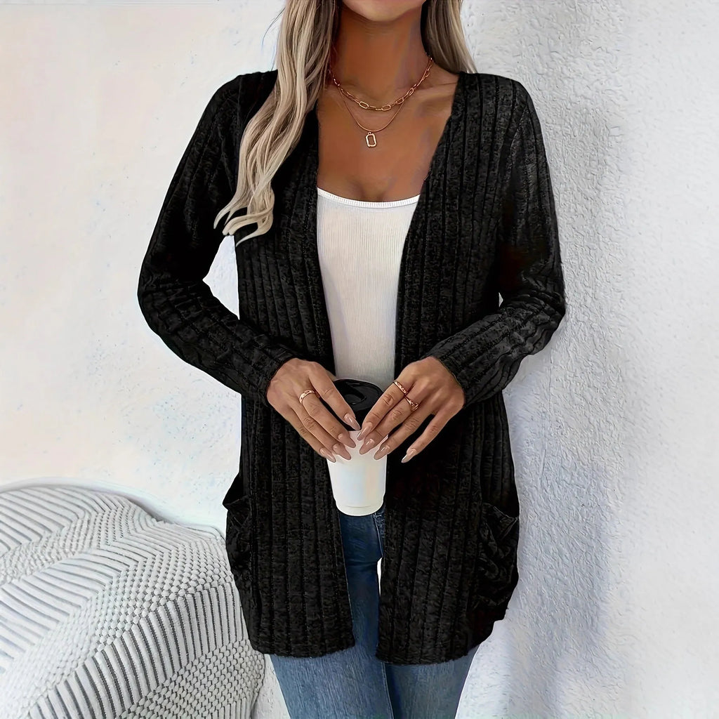 Men's solid colour long sleeve cardigan with front pockets in loose fit polyester knitwear