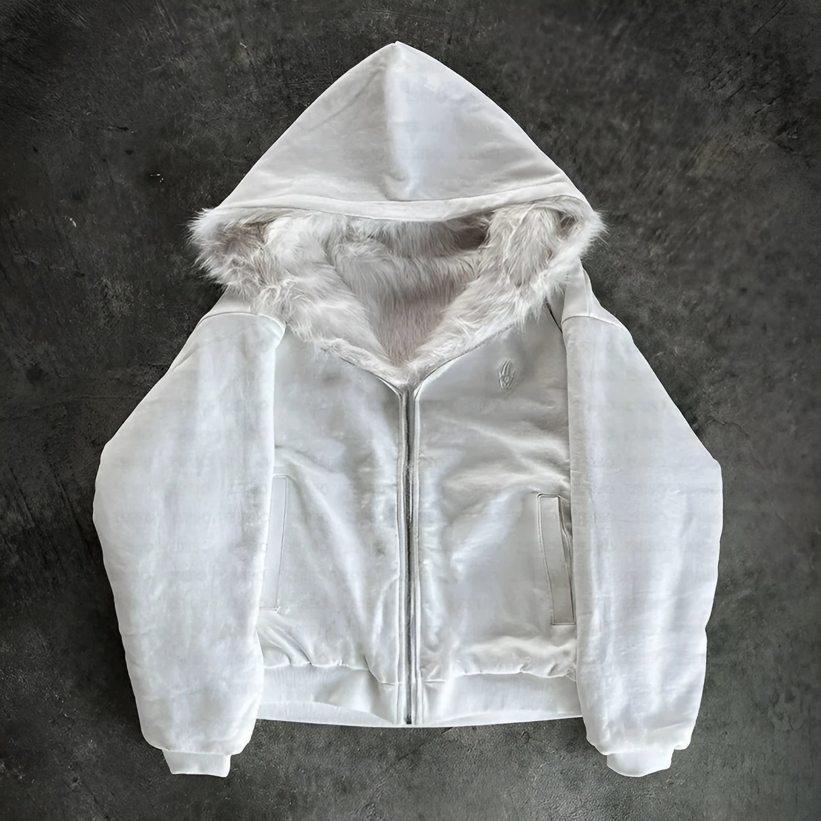 Baggy coat in white or black with loose cardigan style and long sleeves