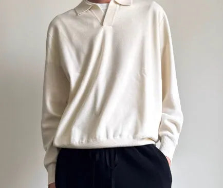 Pure wool lapel polo sweater in loose fit, shown in milky white and navy blue.