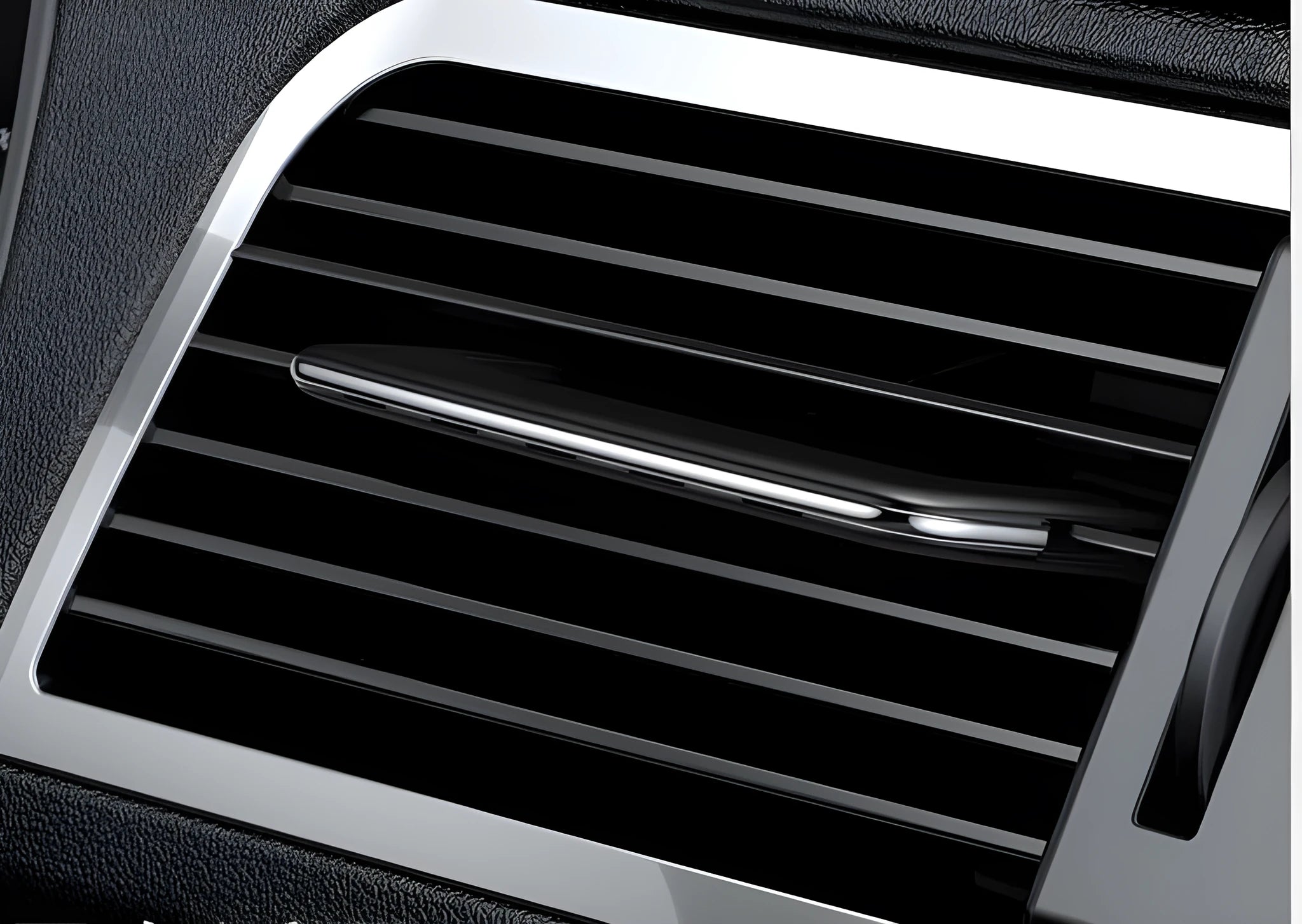 Car air-conditioning vent aromatherapy perfume clip in black with invisible paddle design