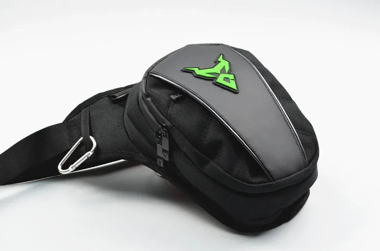 Motorcycle rider wearing a grey leg bag made from 1200D Oxford cloth.