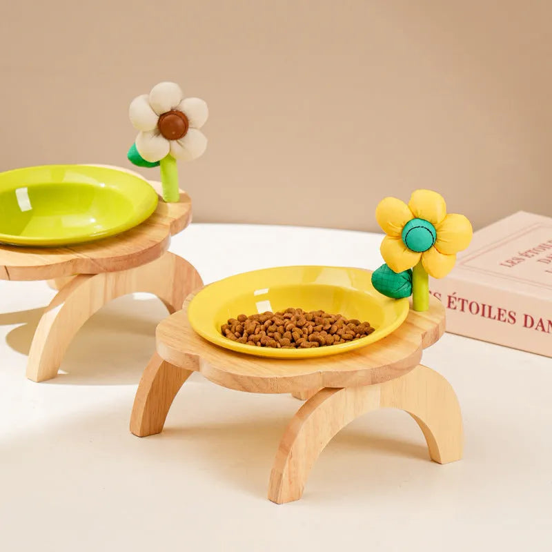 Flower shaped ceramic cat food bowl with wood stand in multi colour, 200ml capacity, 14.7cm diameter